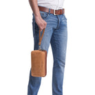 Braune Handtasche mit Handgelenkschlaufe für Herren Leder